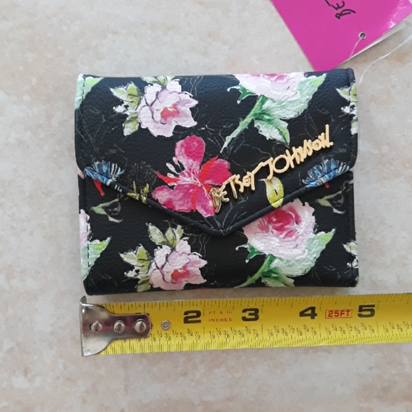 3x*Host Pick*Betsey Johnson adorable wallet - Picture 14 of 16
